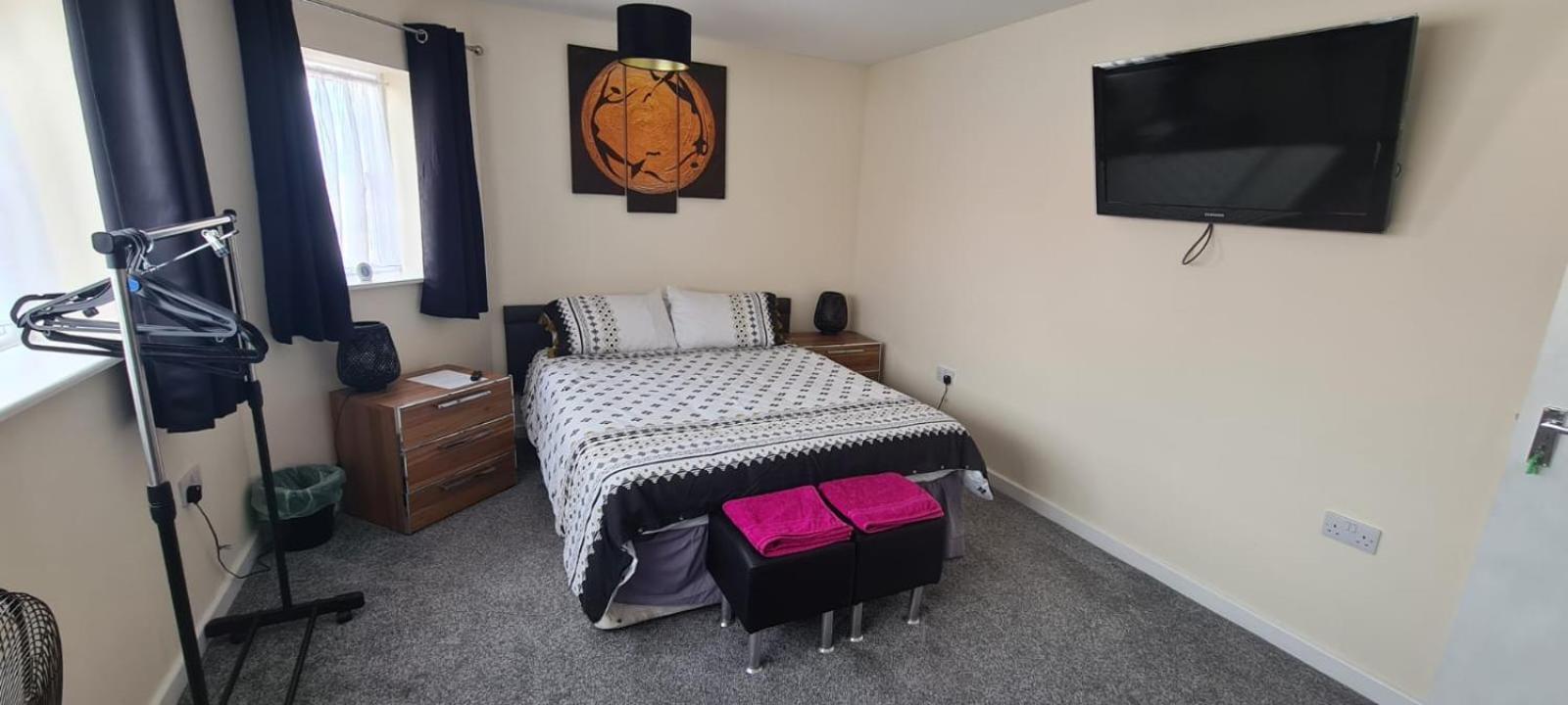 The Hive Apartment *